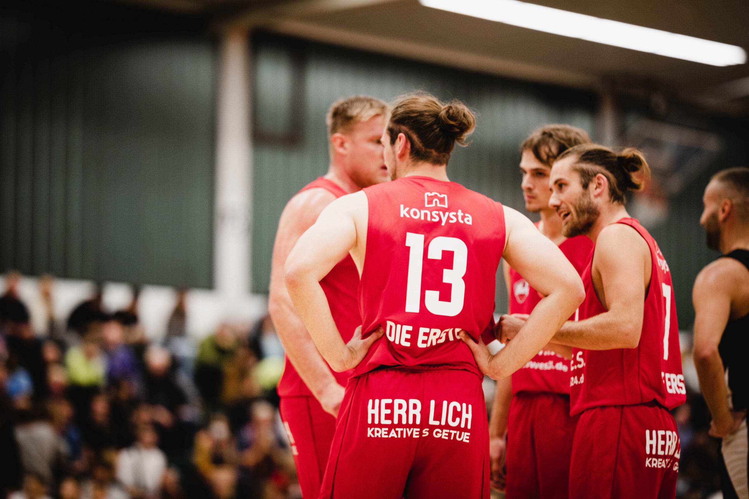 Knappe Niederlage im ersten Heimspiel